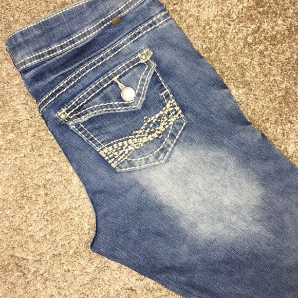 Jeans - Picture 3 of 4